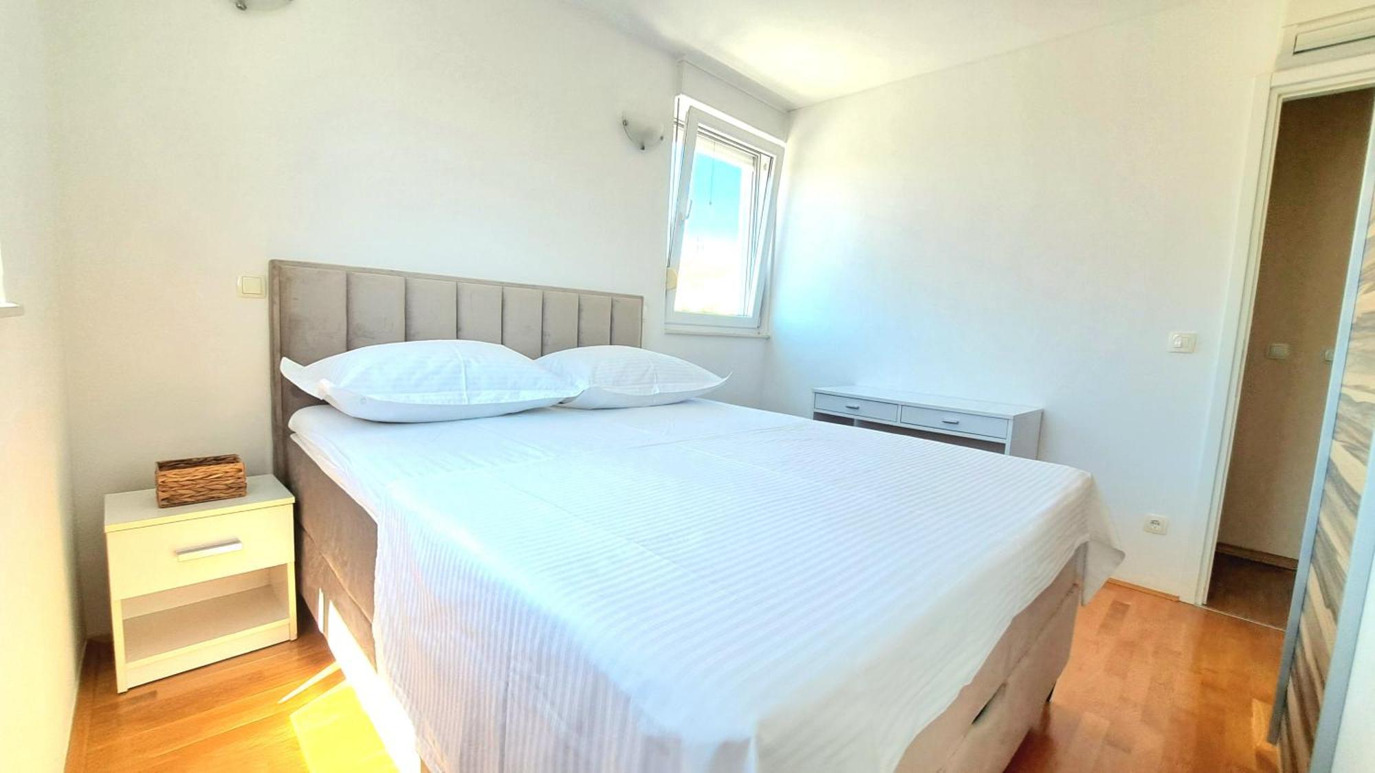 Cozy Apartment With Free Private Parking Σπλιτ Εξωτερικό φωτογραφία